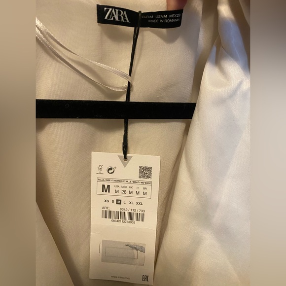 New With Tags NWT Zara White Wrap Suit Dress with Shoulderpads - Picture 3 of 4